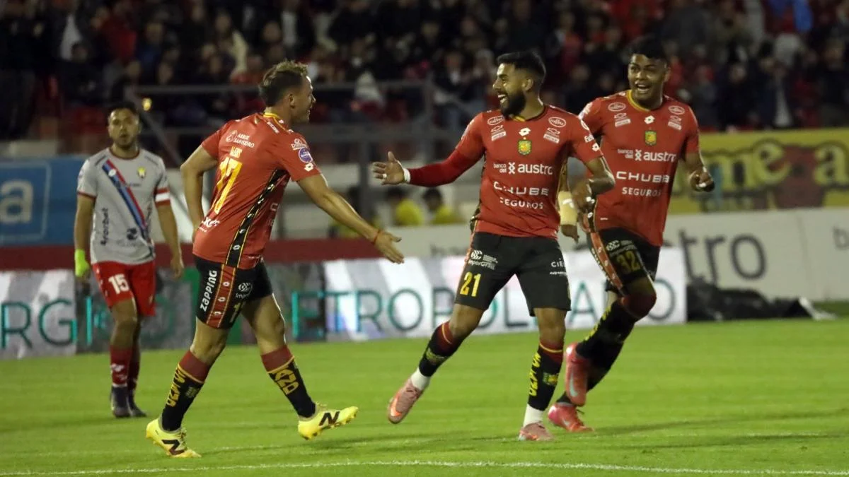 img of ¡MASACRE MORLACA! Deportivo Cuenca destroza 5-0 a El Nacional y se apodera del liderato del hexagonal
